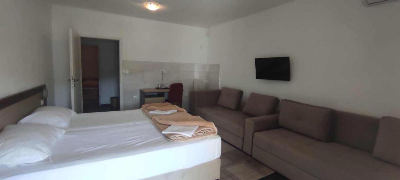 نيوم Hotel Villa Matic المظهر الخارجي الصورة