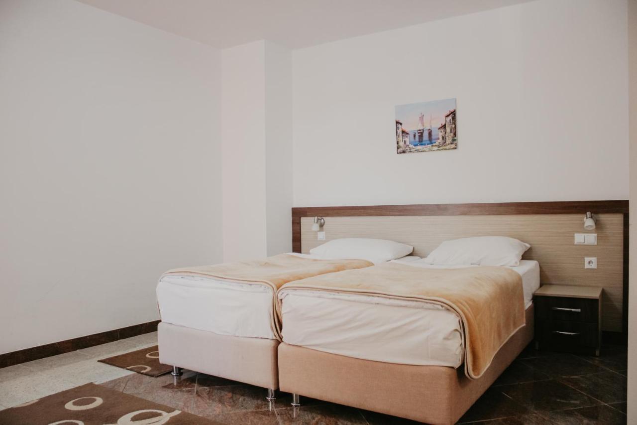نيوم Hotel Villa Matic المظهر الخارجي الصورة