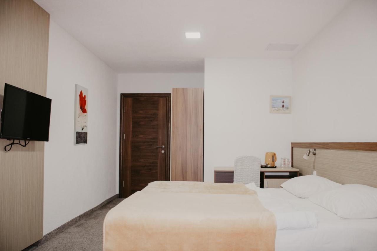 نيوم Hotel Villa Matic المظهر الخارجي الصورة